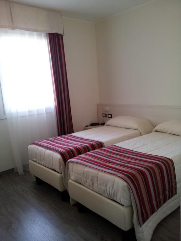 Sirio Life Hotel Trissino Exteriör bild